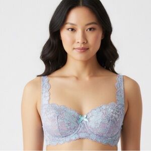 Elegant Lavender Lace Bra with Bow Accent